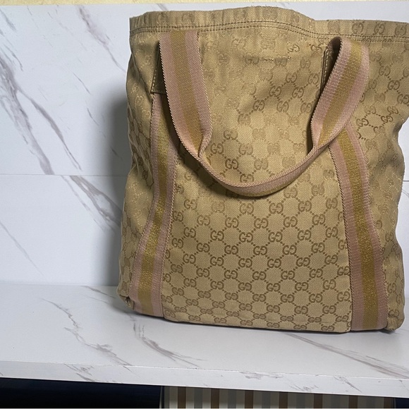 GUCCI GG Canvas Sherry Line Tote Bag Beige, Pink, & Gold - Picture 2 of 9